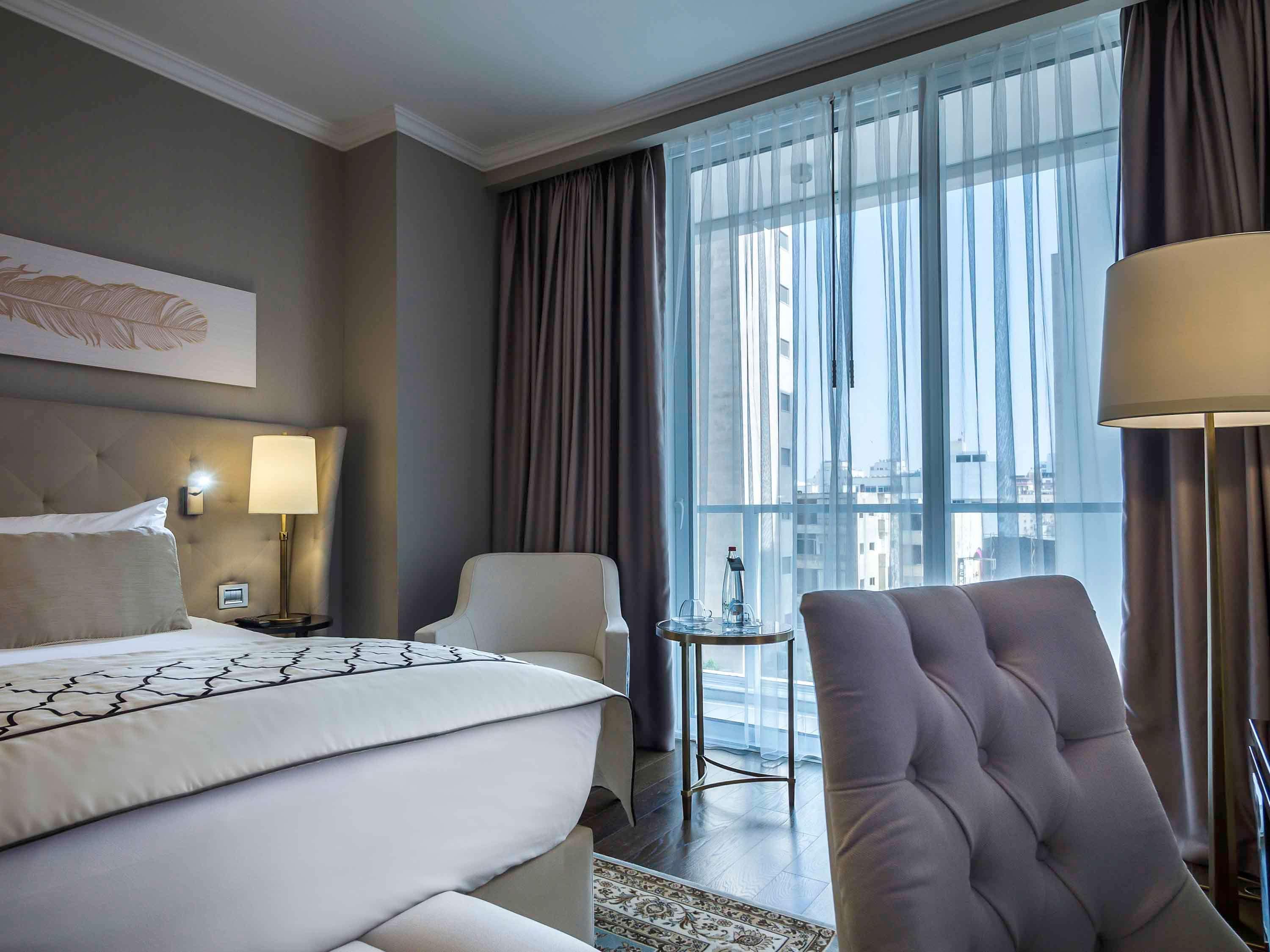 David Tower Hotel Netanya By Prima Hotels - 16 Years Plus Exteriör bild A room at the hotel