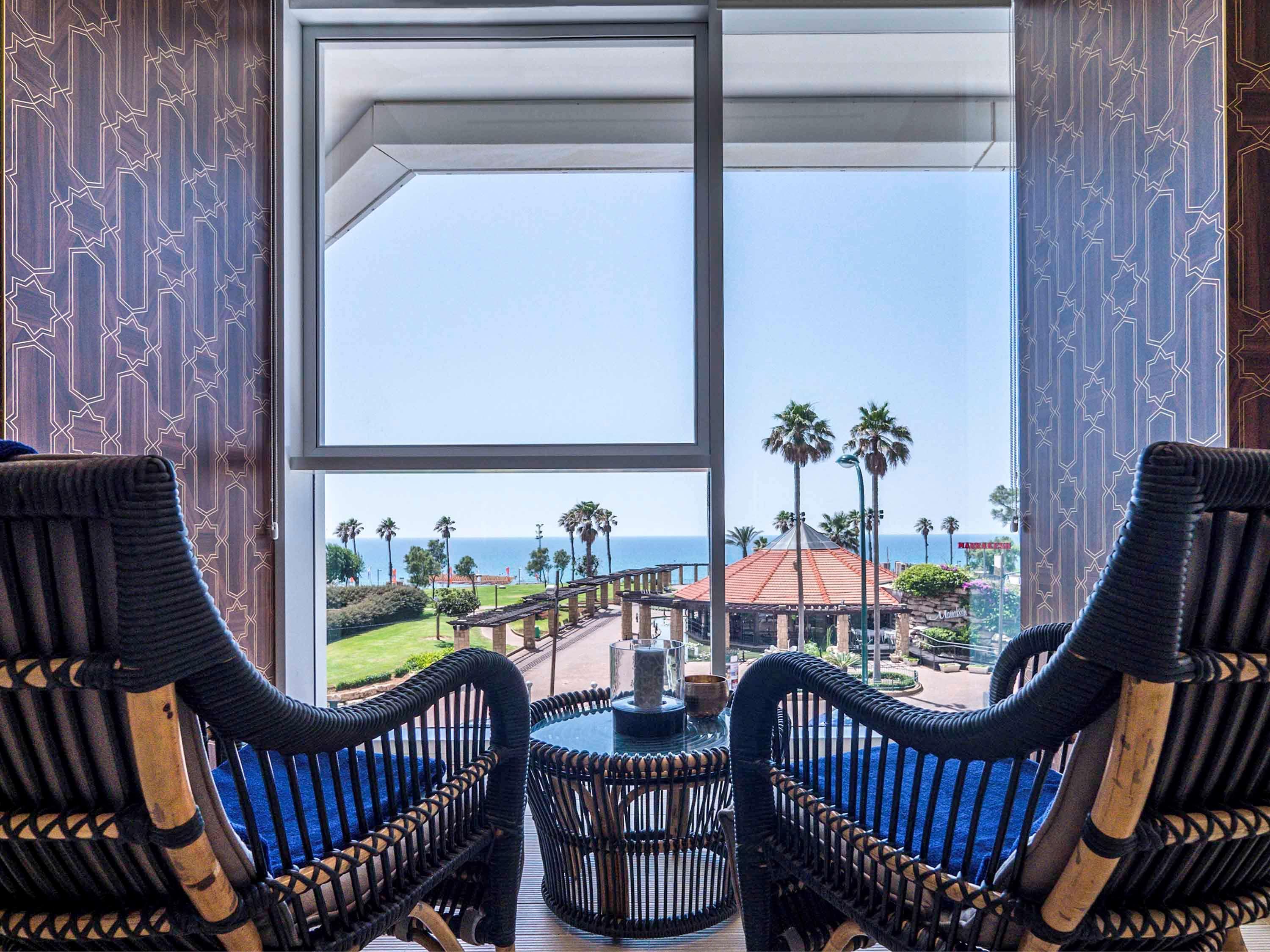 David Tower Hotel Netanya By Prima Hotels - 16 Years Plus Exteriör bild View from the lobby