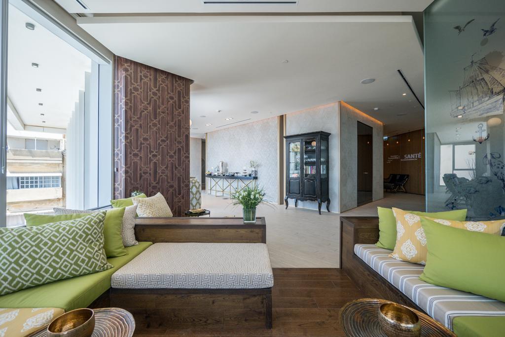 David Tower Hotel Netanya By Prima Hotels - 16 Years Plus Exteriör bild The interior of a penthouse at The Ritz-Carlton, South Beach