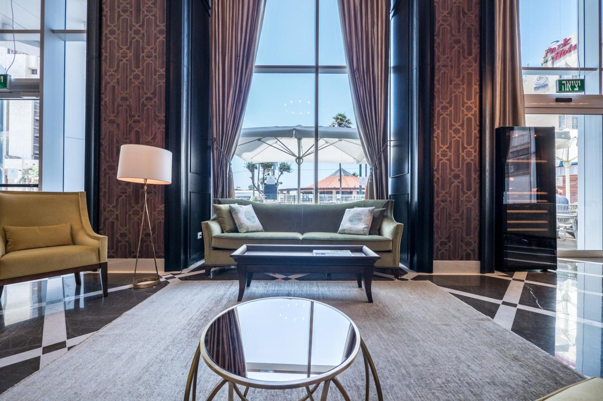 David Tower Hotel Netanya By Prima Hotels - 16 Years Plus Exteriör bild The lobby of the hotel